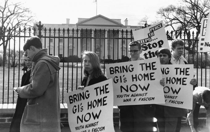 Demonstranter i Det hvite hus i 1965