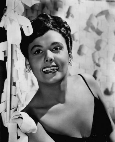 Svart / hvitt foto av Lena Horne.