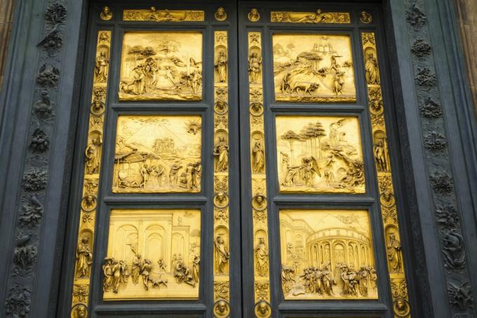 Forgyldt bronse Gates of Paradise ved baptisteriet San Giovanni, Firenze, Toscana, Italia