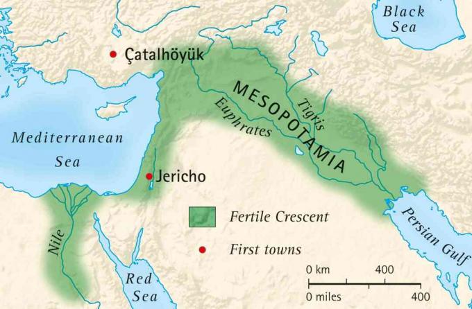Kart over den fruktbare halvmånen i Mesopotamia og Egypt og plasseringen av de første byene