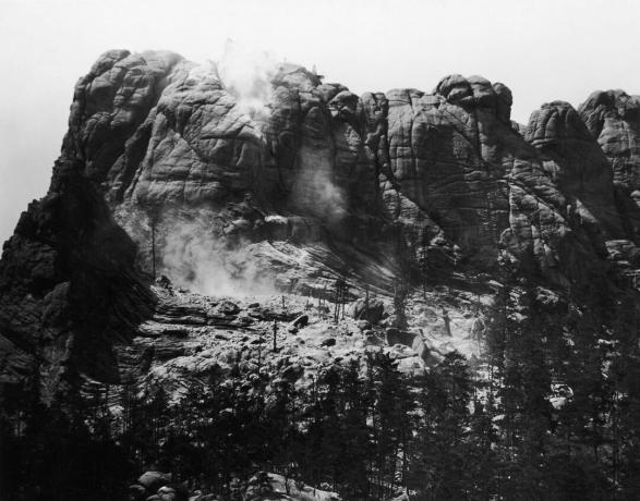 Mount Rushmore med utskjæring bare begynnelsen.