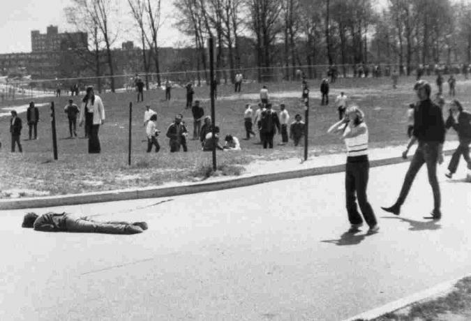 Fotografi av død studentprotester i Kent State