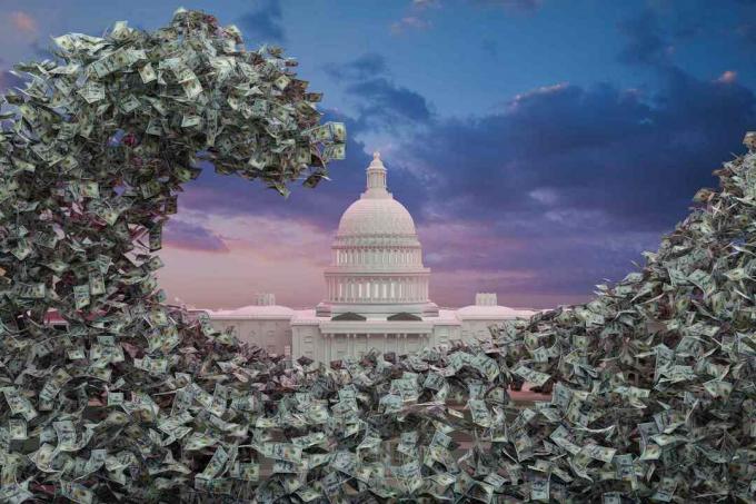 Dollarsedler strømmer rundt i United States Capitol.