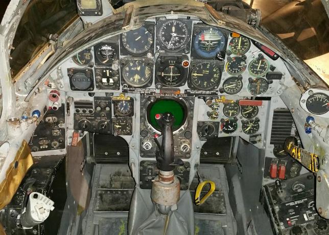 F-104 cockpit