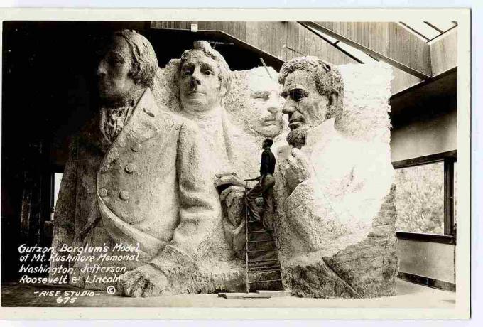 Mount Rushmore skalamodell