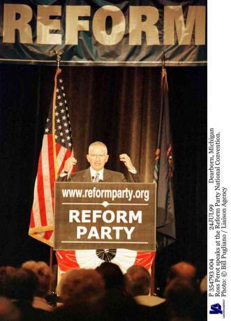 Ross Perot taler på reformpartiets nasjonale konferanse