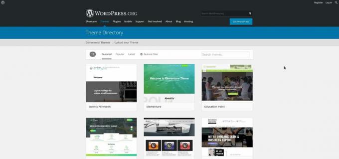 Heldig for deg, WordPress har mange flotte, gratis temaer tilgjengelig